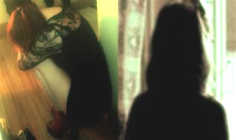 actress who has trapped in the sex racket ऐस हरइन ज फस चक ह दह वयपर म