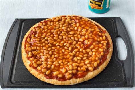 Heinz Baked Beans Pizza