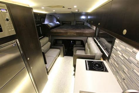 Earthroamer Xv Lts Dark Interior Rv And Trailers Pinterest