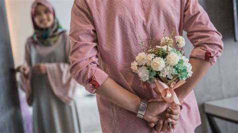 20 Idea Hadiah Hari Jadi Untuk Isteri Yang Paling Romantis 2025