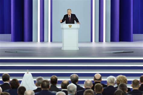 Fotos Del Discurso De Vladimir Putin Ante La Asamblea Federal De Rusia Imágenes