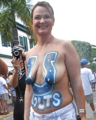 Amateur Matures Out And About With Their Tits Hanging Out 11 Porn Pictures XXX Photos Sex