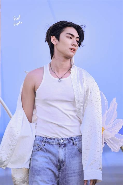 Pin By Julie Heibult Kulesza On Love In The Air Hot Asian Men Boss Asian Actors