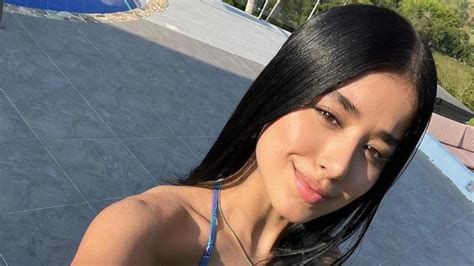 Novia De Jhonny Rivera Despierta Suspiros En Las Redes Sociales Con Sus Fotos En Bikini Infobae