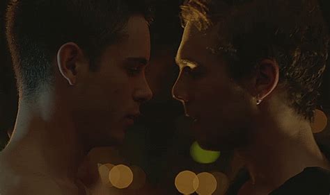 What S The Hottest Gay Kissing Makeout Scene From Film And Tv