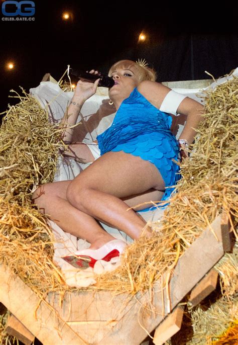 Lily Allen Nude Pictures Onlyfans Leaks Playboy Photos Sex Scene Uncensored