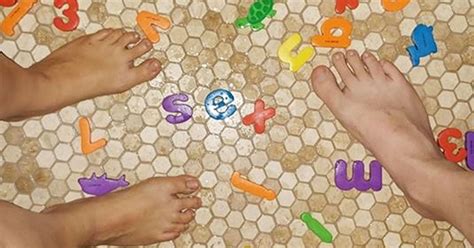 Shower Sex Truth Mum Posts Hilarious Story Of Failed Shower Sex