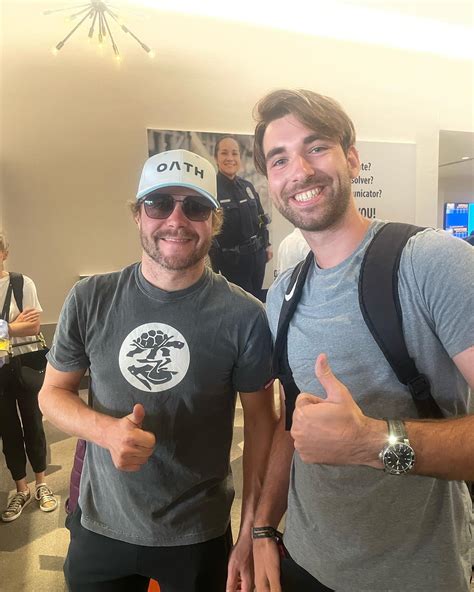 I Told This Man I Have A Poster Of His Ass On My Wall R Formuladank