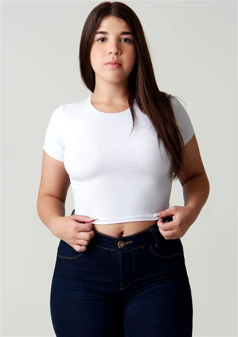 Karen Ferreira Ella Models