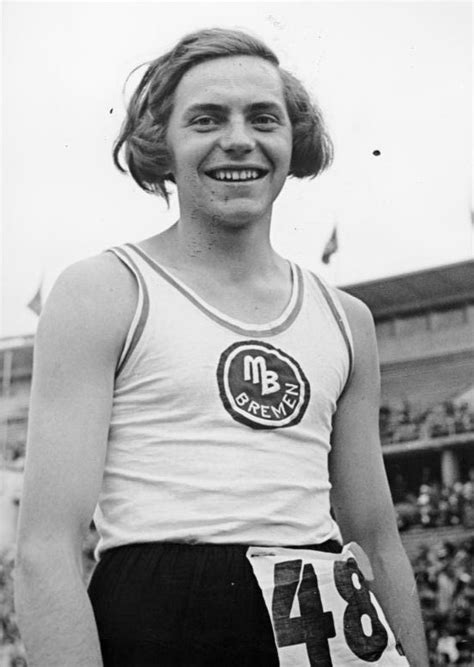 Немецкая тутси, или зачем Генрих притворялся Дорой?