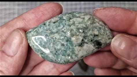 Натуральные камни из Хакасии - рассматриваем красоту! :) - YouTube
