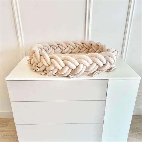 Dubbel Vlecht Babynestje Nude BabyRace