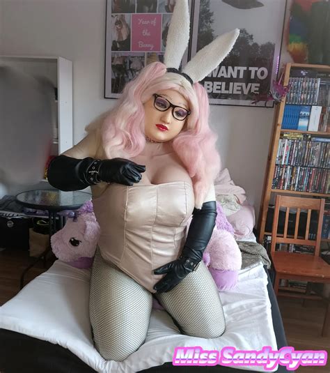 Bunnygirl On Bed Nude Pics Xhamster