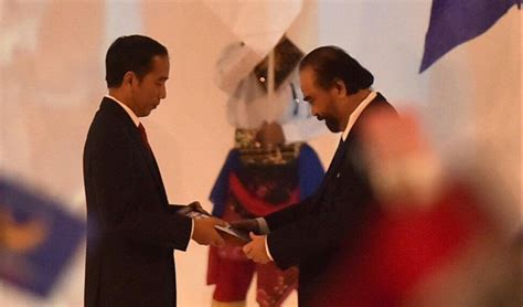 Jokowi Bertemu Surya Paloh Di Istana Kemarin Bahas Perjodohan Anies