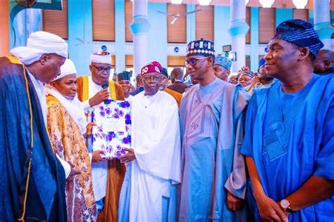 Photos President Tinubu Attends Jumat Prayers At Central Mosque