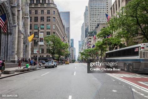 204,056 Fifth Avenue Stock Photos, High-Res Pictures, and Images ...