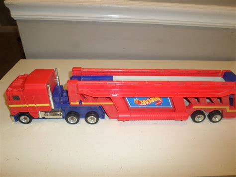 Mattel Hotwheels Semi Truck Cargo Carrier Wheeler Car Hot Sex Picture