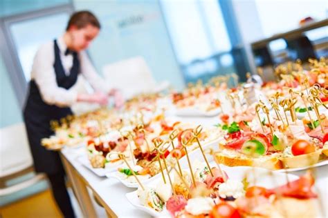 Ventajas De Contratar Un Servicio De Catering Para Grandes Eventos