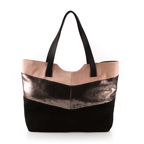 Cartera Cuero Nude Metalizada La Leopolda