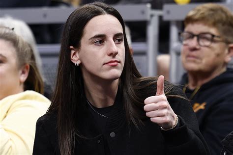 Caitlin Clark’s Stunning Announcement Shakes Women’s Basketball: What