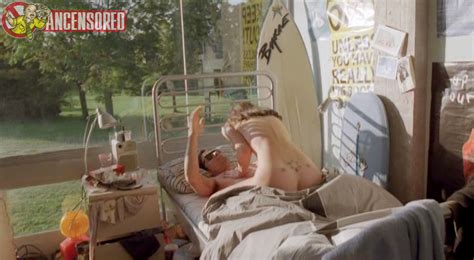 Naked Emily Hamilton In Perfect Life