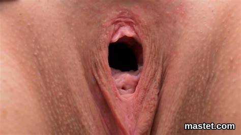 Foxy Czech Kitten Gapes Her Pink Vagina To The Strange