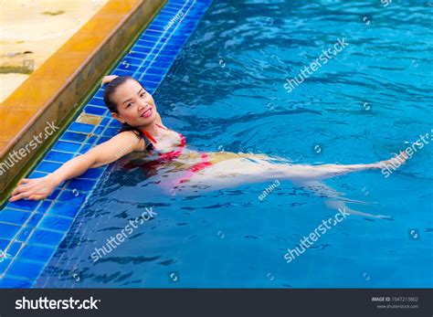 Woman Pretty Red Bikini Swimming Pool Stock Photo 1047213802 Shutterstock