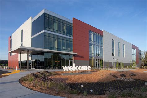 Medical experts explain why Kaiser Santa Clara is a top trauma center 4