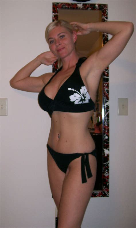 Bimbo Bikini Candid Xxx Porn