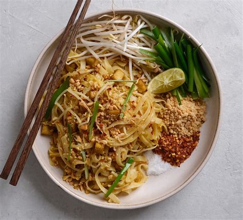 Thail Ndisches Pad Thai Mit Tofu Ein Originalrezept