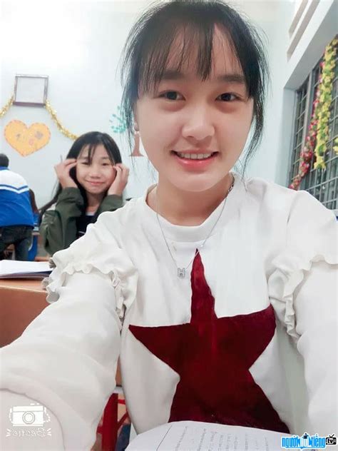 Hot girl Vàng Thị Dung