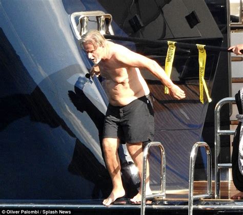 Hot Sexy Sharon Maughan Bikini Pics