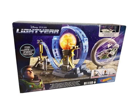 Hot Wheels Disney Pixar Buzz Lightyear Hyper Loop Challenge W Character Car New