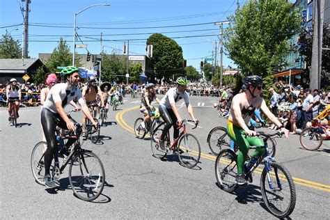 Fremont Seattle Nude Bike Ride Fremont Summer So Flickr