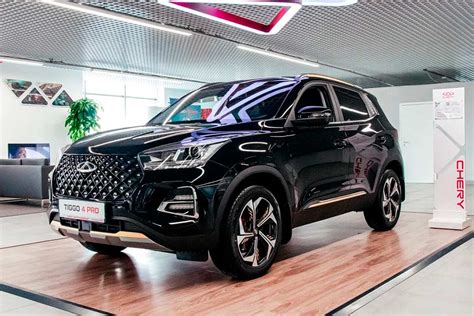 Цвета кузова Чери Тиго 4 Про - фото кроссовера белого, черного ...