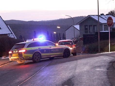 Fotos Schwerer Unfall in Homburg Einöd 61 Jähriger überschlägt sich