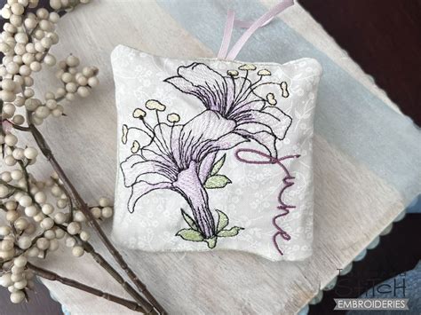 June Honeysuckle Birth Month Flowers Bundle Machine Embroidery