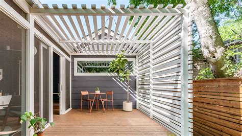 17 Trellis Ideas to Turn Your Yard into a Grand Garden | Architectural ...