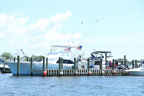 Oakdale Yacht Club Tiki Bar Logan Laplante