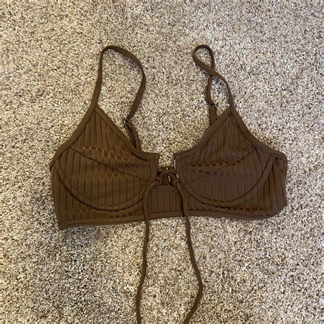 Medium Super Cute Bikini Top Never Worn Depop