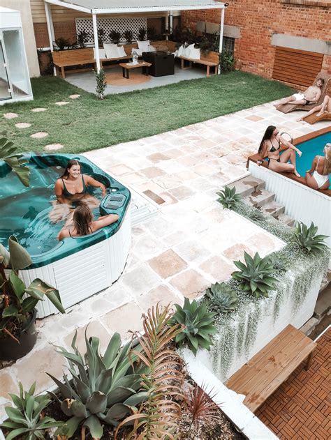 Brisbane's Modern Bathhouse | Bath house, Spa design, Best day spa