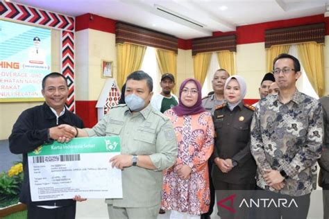 Bupati Launching UHC Program JKN Tapsel DPRD Dukung Penuh ANTARA