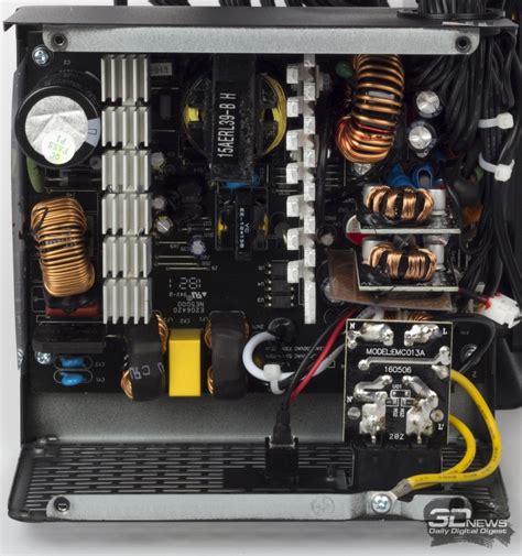 Блок питания Thermaltake Smart BX1 RGB 750W: разноцветная «бронза ...