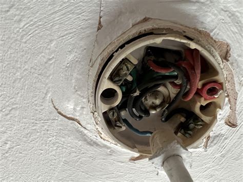 Ceiling Rose Repair Update: erm… this looks a bit complicated. : r/DIYUK