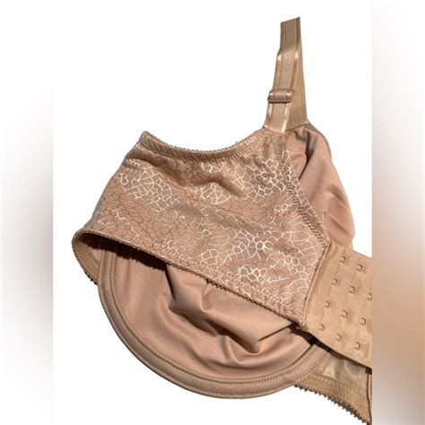 Chantelle Intimates Sleepwear Nwot Chantelle Nude Underwire Bra Poshmark