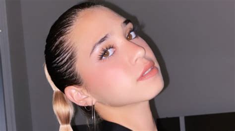 Nailea Vidrio En Coqueto Bikini Negro Ruboriza A Todos En La Playa El Heraldo De M Xico