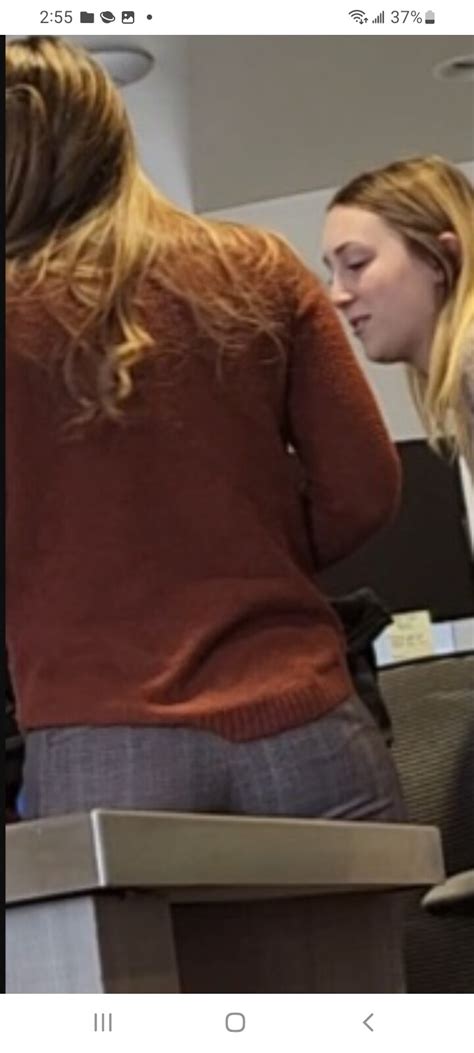 Gorgeous Slim Blonde In White Jeans Tight Jeans Forum