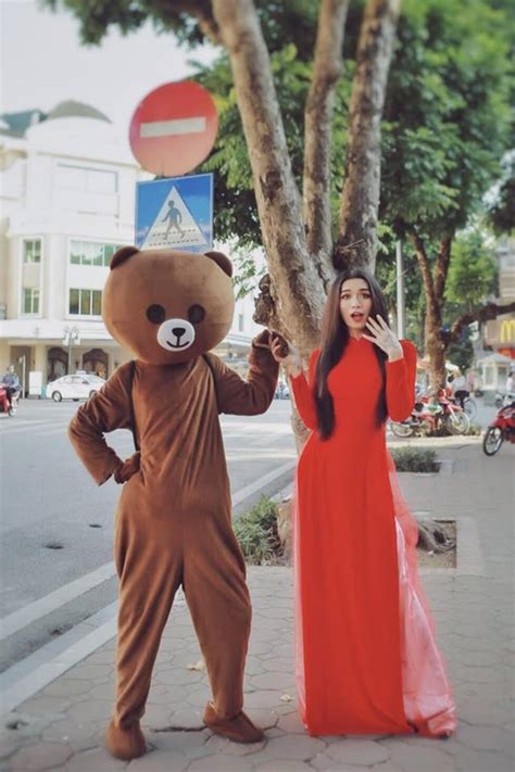 Sao Việt ngày 26 12 Hương Tràm táo bạo nude khoe ngực trần