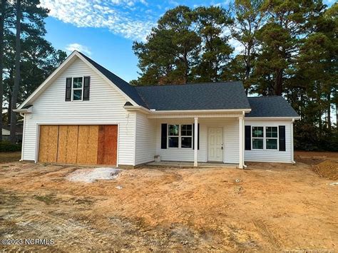 305 E Roseboro Street Roseboro Nc 28382 Mls 100414117 Zillow