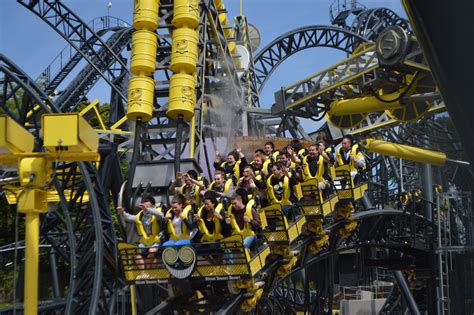 The Smiler The Worlds First 14 Inverting Roller Coaster Flickr